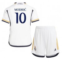 Real Madrid Luka Modric #10 Hjemme Trøje Børn 2023-24 Kortærmet (+ Korte bukser)